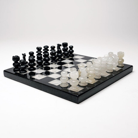 Genuine Small English Style Onyx Chess Set