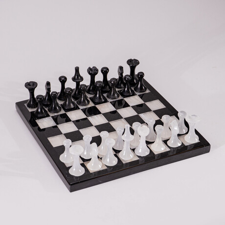 Genuine Small Italian Style Onyx Chess Set