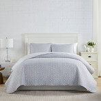 Geometric Maze Oversized Quilt Sets // Geometric Maze Gray (King / California King)