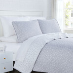 Geometric Maze Oversized Quilt Sets // Geometric Maze Gray (King / California King)