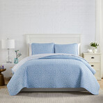 Geometric Maze Oversized Quilt Sets // Geometric Maze Blue (King / California King)