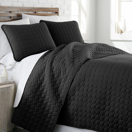 Southshore Essentials Quilt Set // Black (King / California King)