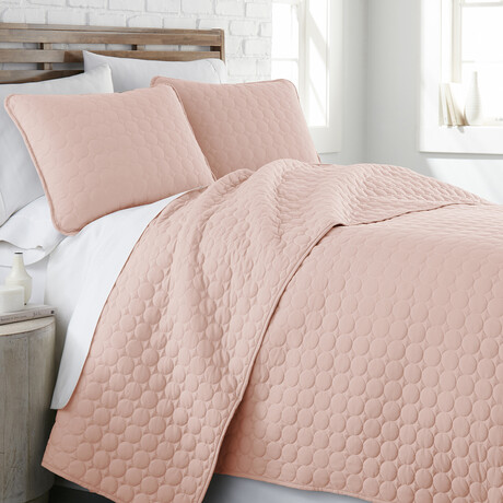 Southshore Essentials Quilt Set // Pastel Pink (King / California King)