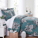 Flora Duvet Cover Set // Flora Green (King / California King)
