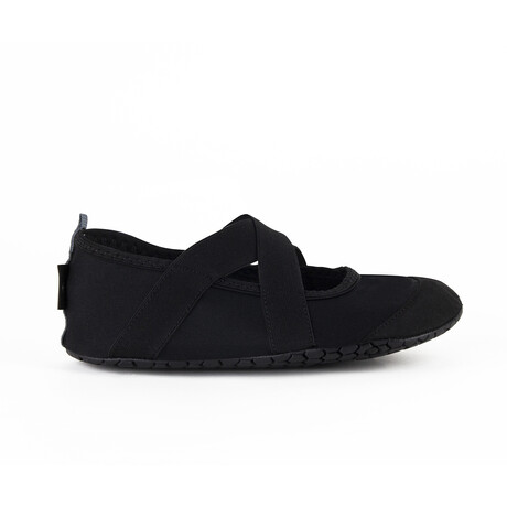 FitKicks // Women's Edition Croosover Shoes // Black (S)