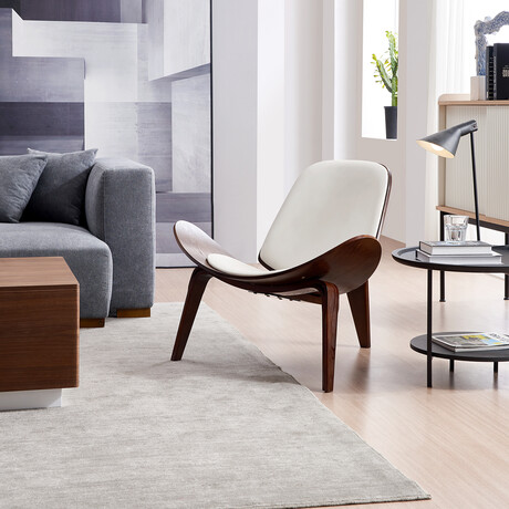 Shell Chair (Walnut)