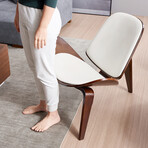 Shell Chair (Walnut)