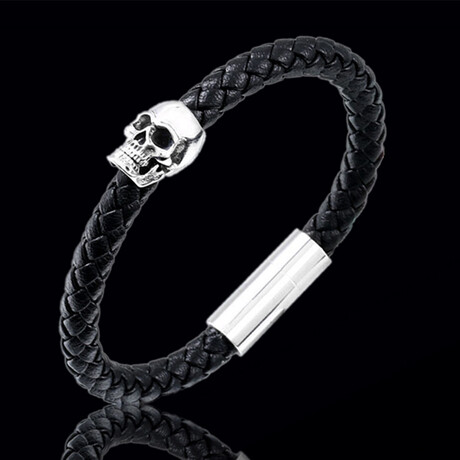 Skull Braided Bracelet // 8.6" // Silver