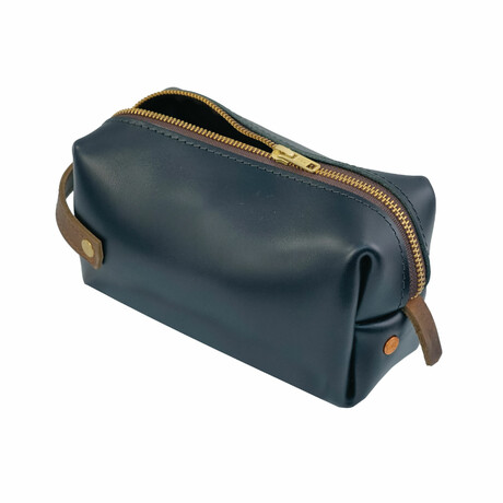 High Line Large Leather Toiletry Bag // Black