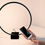 Circle LED Table Lamp With USB Port // Black