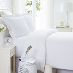 Sateen Oversized Duvet Cover Sets // White (King / California King)