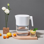 LARQ Self-Cleaning Pitcher PureVis // Pure White