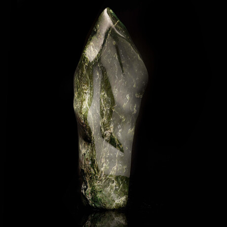 Nephrite Jade Freeform // 20 Lb.