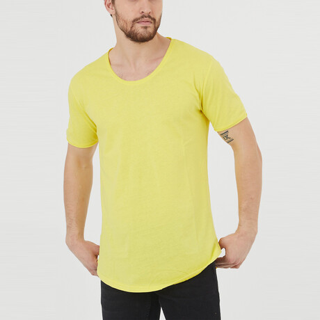 Ryan Slim Fit Scoop Neck Short Sleeve T-Shirt // Yellow (S)