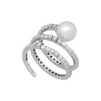 18K White Gold Diamond + Pearl Ring // Ring Size: 7 // Store Display