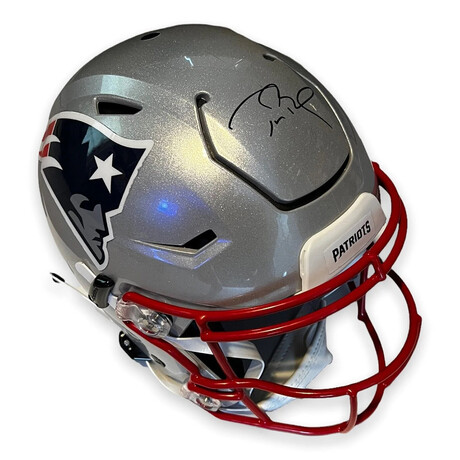 Tom Brady // New England Patriots // Signed Authentic Speed Flex Helmet