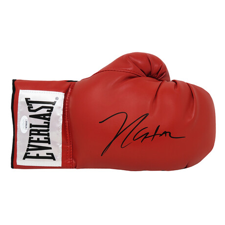 Julio Cesar Chavez // Signed Everlast Boxing Glove // Red 