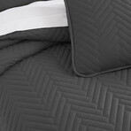 Chervron Oversized Quilt Set // Slate (King / California King)