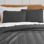 Chervron Oversized Quilt Set // Slate (King / California King)