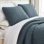 Pebbles Oversized Quilt Set // Blue Mirage (King / California King)