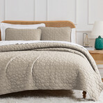 Pebbles Oversized Quilt Set // Sandy Taupe (King / California King)