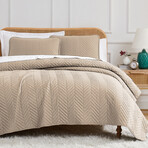 Chervron Oversized Quilt Set // Sand (King / California King)