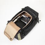Navigator Light Titan Series // Black + Olive