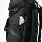 Dynamic Large Titan Series // Black