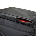 Navigator Light Titan Series // Black + Olive