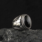 925 Sterling Silver Onyx Stone with Ox Skull Details Men's Ring // Silver + Black (8.5)