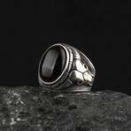 925 Sterling Silver Onyx Stone with Ox Skull Details Men's Ring // Silver + Black (10.5)