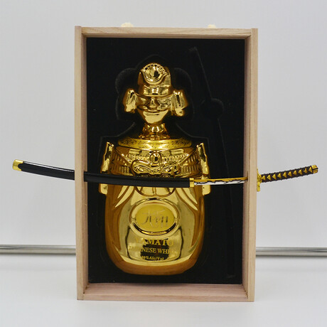 Yamato The Gold Samurai Edition Mizunara Cask Whisky