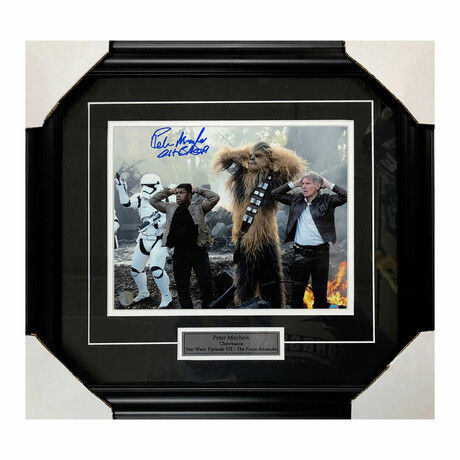 Peter Mayhew // Framed + Autographed 8X10 Photo