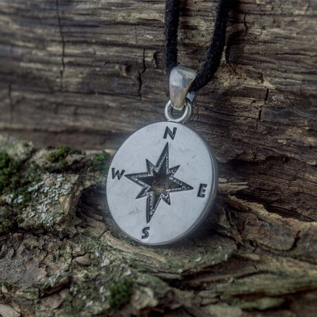 Compass Pendant // Silver