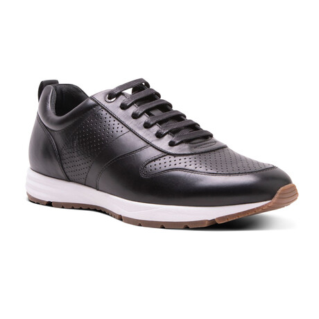 Connor Trainer // Black (US: 7)