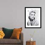 Grace Kelly: Stunning Elegance in the Studio