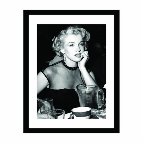 Marilyn Monroe at a Dinner Event