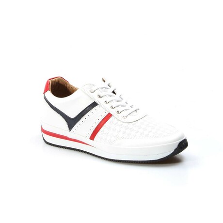 Bryce Sneaker // White (Euro: 39)