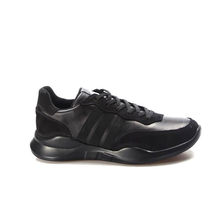 Colten Sneaker // Black Nubuck (Euro: 39)