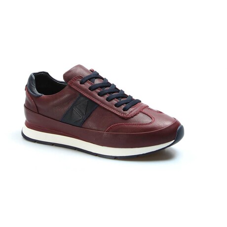 Chris Sneaker // Claret Red (Euro: 39)