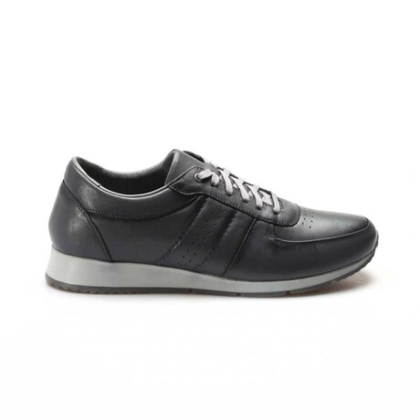 Harry Sneaker // Gray (Euro: 39)
