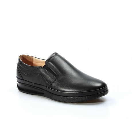 Ethan Shoe // Black (Euro: 39)