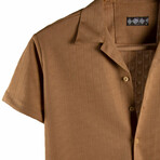 Slim-Fit Cropped Collar Short Sleeve Shirt // Beige (M)