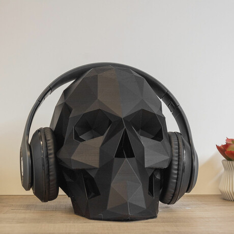 Low Poly Skull Headphone Stand // Black