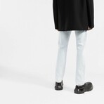 Arrows Logo Straight Leg Jeans // Denim (31WX32L)