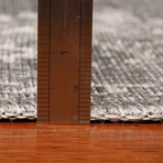 London 4803 // Gray (3'0"L x 2'0"W x 0.25"H)