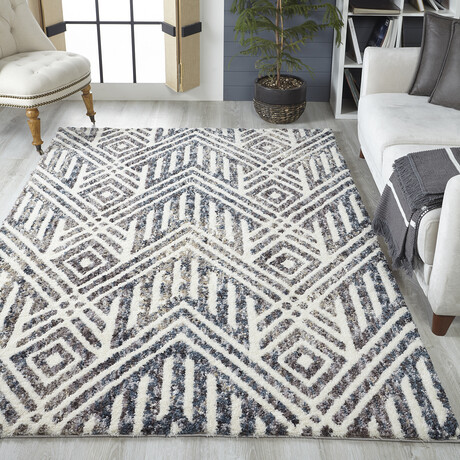 Bungalow 2305 // Gray + Ivory (7'6"L x 2'2"W x 1"H)