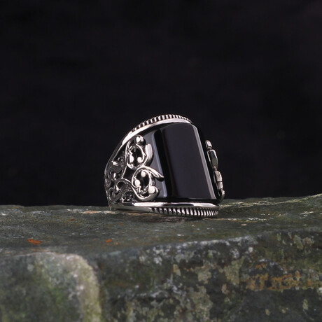 925 Sterling Silver Black Onyx Stone Men's Ring // Silver + Black (6.5)