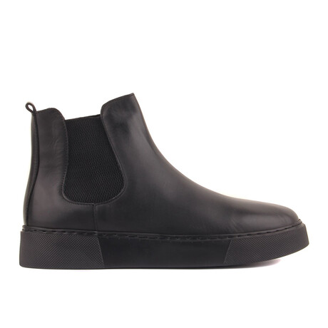 Noah Boot // Black (Euro: 39)