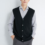 V-Neck Cardigan Cashmere Vest // Black (2XL)